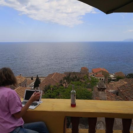 Kissamitakis Guesthouse Monemvasia Extérieur photo