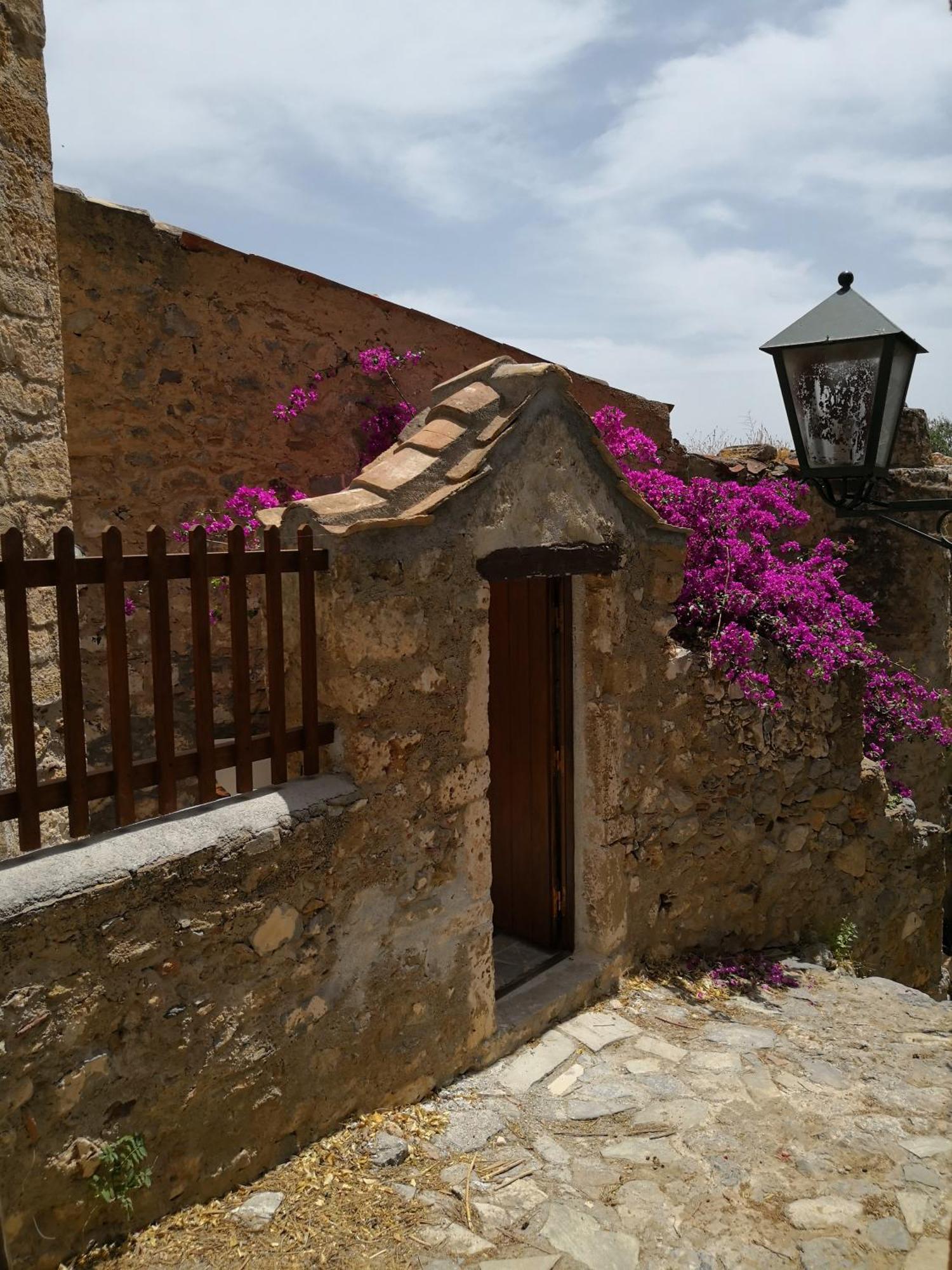 Kissamitakis Guesthouse Monemvasia Extérieur photo